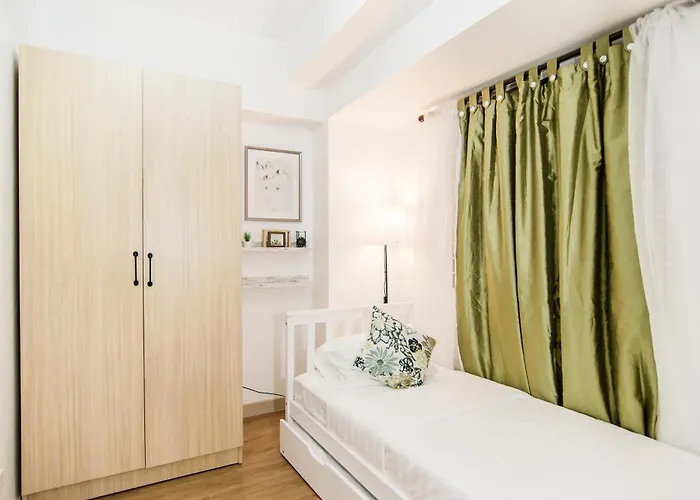 Excellent Location 2 Bdrm Homey Wifi Near Airport