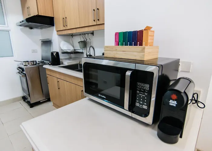 Apartment Excellent Location 2 Bdrm Homey Wifi Near Airport