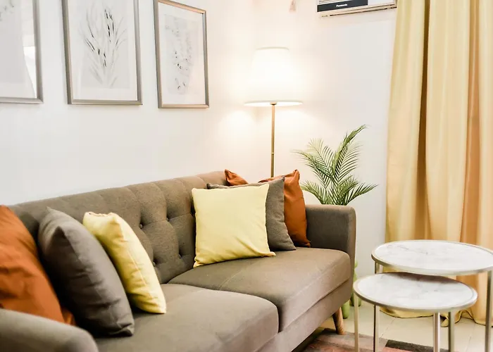 Excellent Location 2 Bdrm Homey Wifi Near Airport