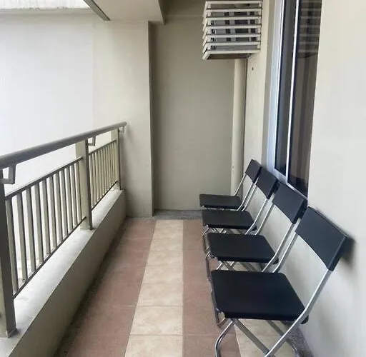 Apartment Excellent Location 2 Bdrm Homey Wifi Near Airport *